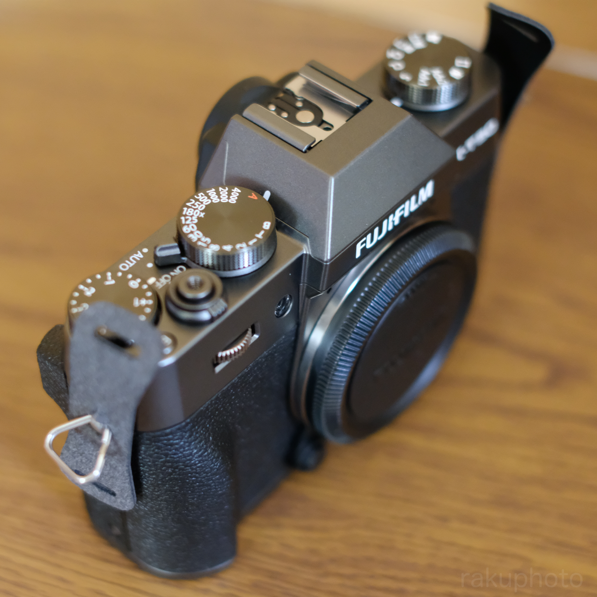 FUJIFILM X-T30 レビュー。外観・操作性編。 - らくふぉと。