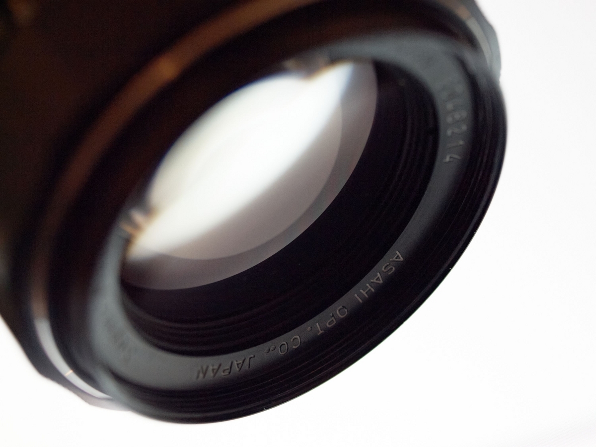 Super Multi Coated Takumar 50mm F1.4 の黄変対策 - Futatabi-Hajimeru