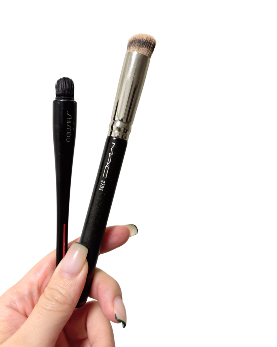 コンシーラーの達人になれるブラシはMAC270番とSHISEIDO TSUTSUFUDE