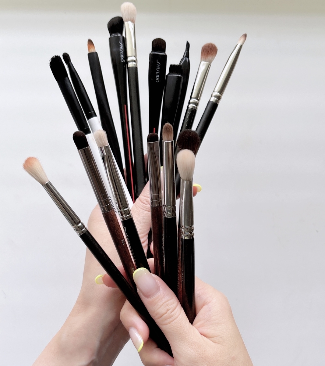 無敵の3本ブラシ！MACのおすすめメイクブラシレビュー - BUBBLISM BLOG