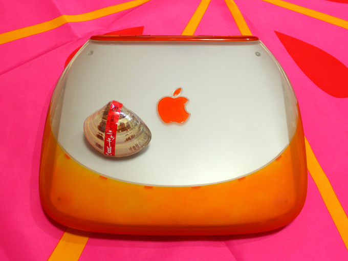とっても可愛いiBook G3 クラムシェル [ Apple ] - miagolare