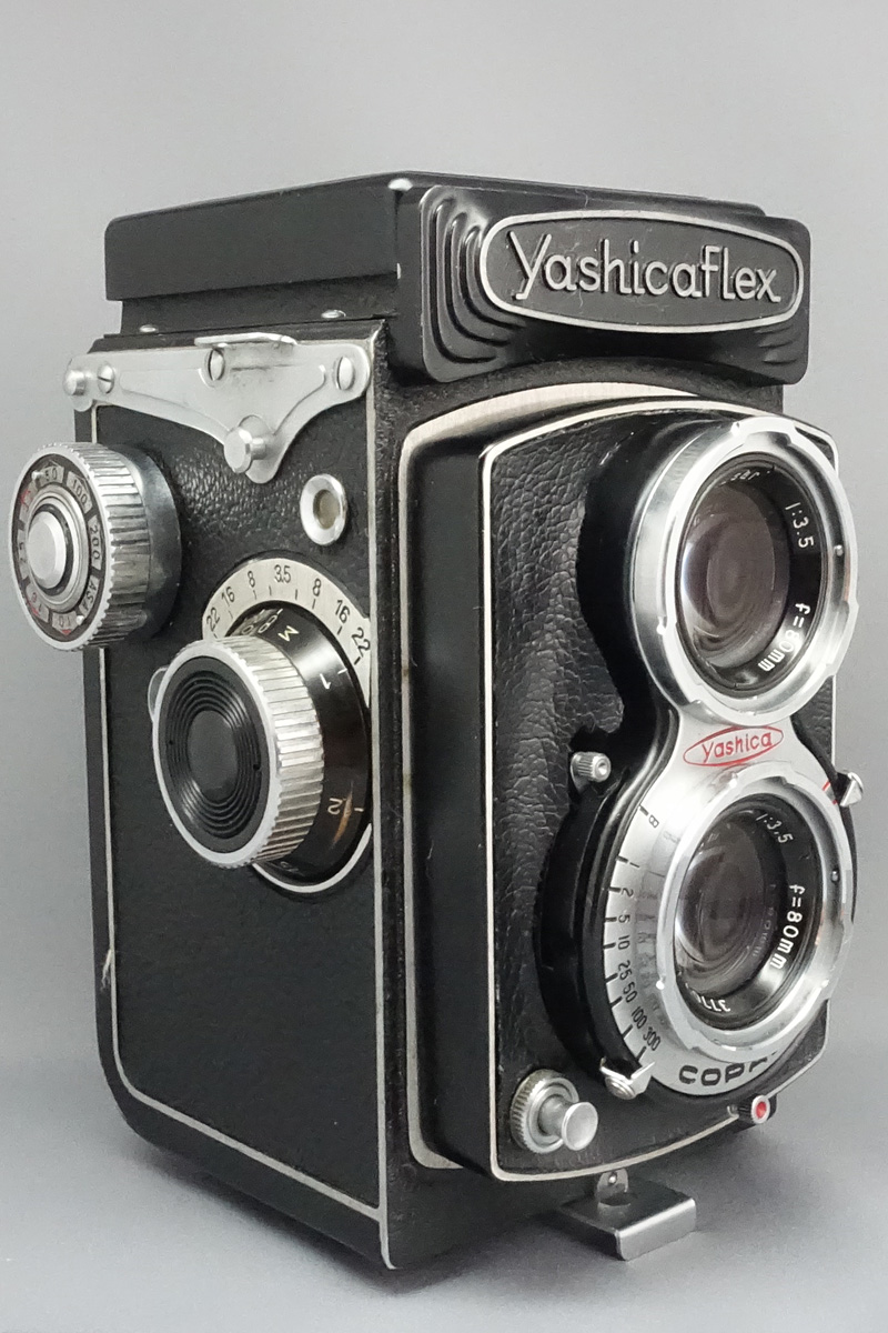 初の二眼レフ『ヤシカフレックスC型』 - フォト・ディレッタント