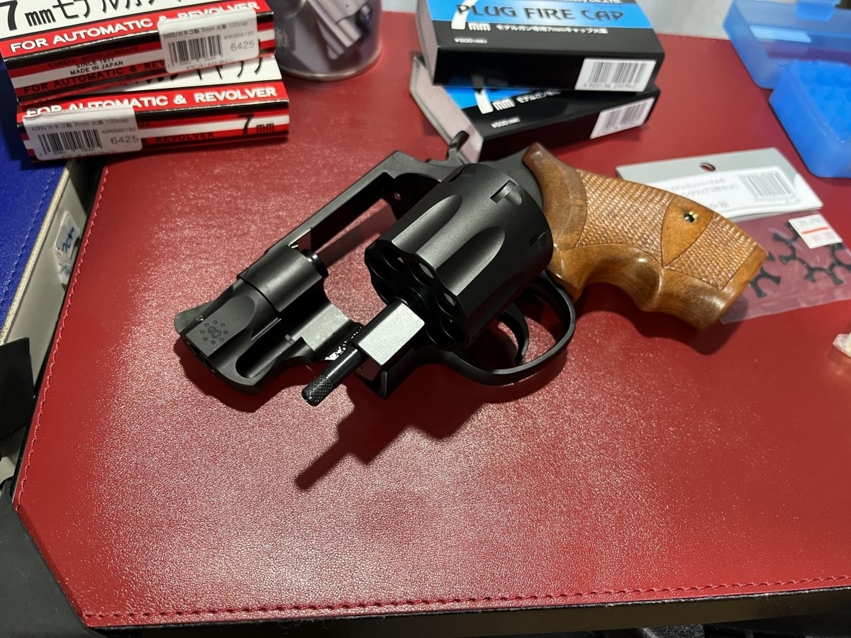 S&W PERFORMANCE CENTER M327 R8 2inch HW ver.2 モデルガン - ドク