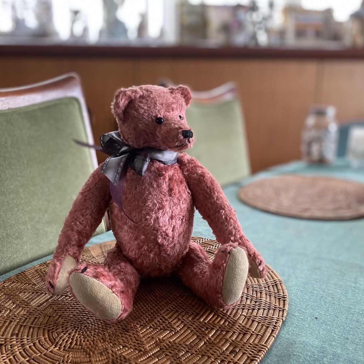 作家様のテディベア 傾けると「グー」と鳴きます