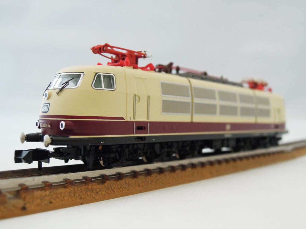 メルクリンミニクラブ Zゲージ DB BR103 電気機関車 8854 メルクリン