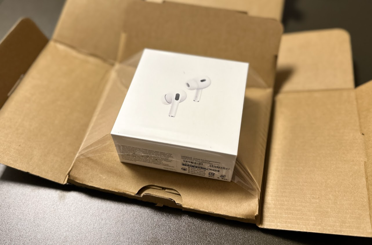 AirPods Pro (第2世代) 開封の儀～第1世代と比較 - 本能ブログ【東京と