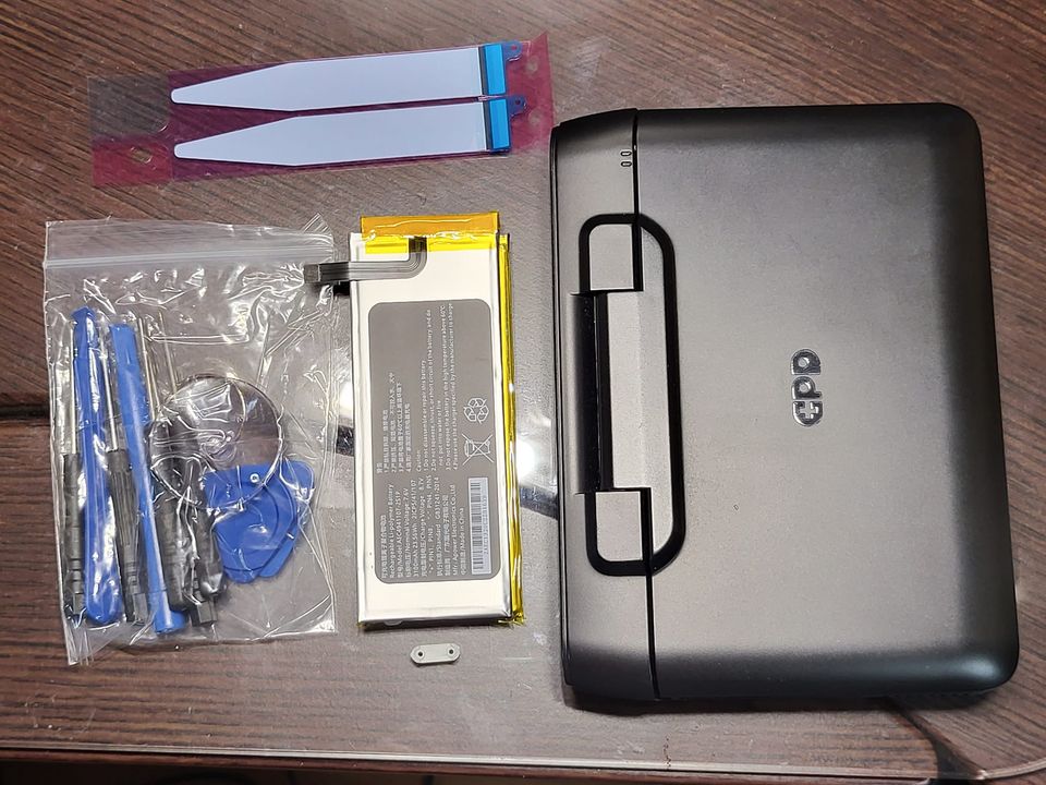 GPD MicroPC】死亡したバッテリーを交換してみた - 伊藤浩一のモバイル