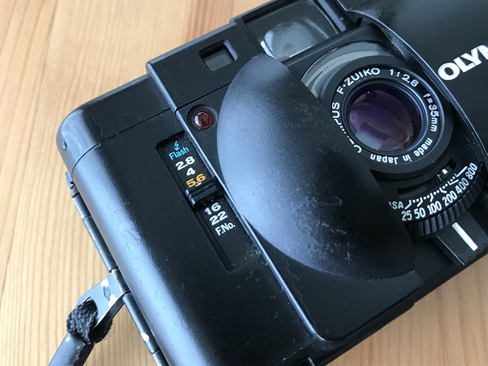 OLYMPUS オリンパス XA】使い方や外観レビュー、作例など 時代を変えた