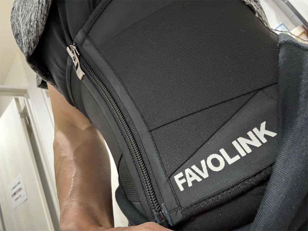 レビュー評価】 あなたはどっちを選ぶ？「ビキニ女王」安井由梨監修