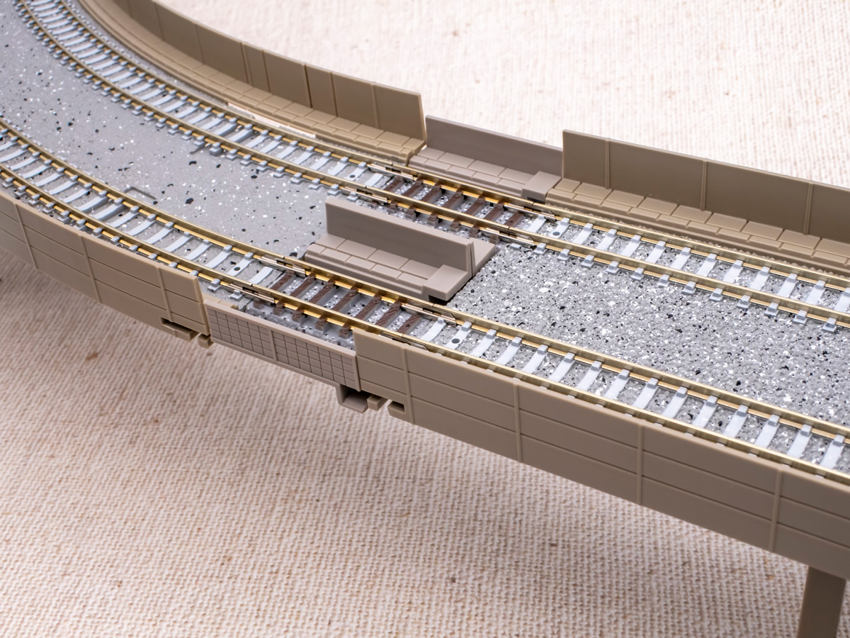 Nゲージ】TOMIX「高架橋付レール」の「S33幅」を追加作成する。 - かわ