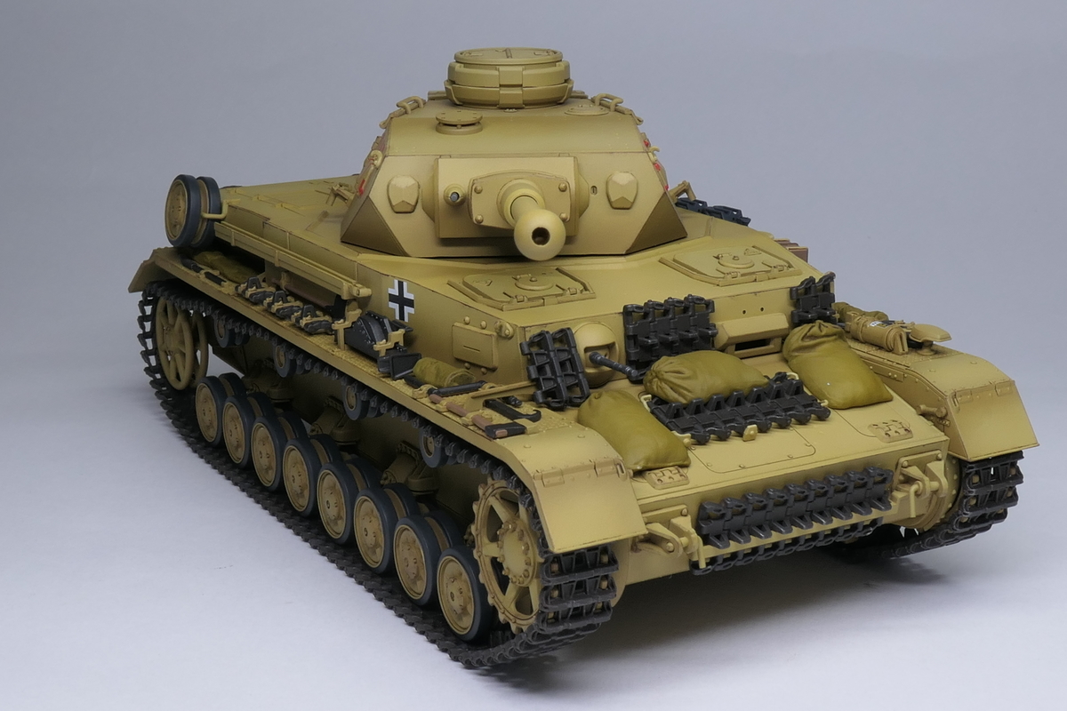 タミヤ 1/35 ドイツⅣ号戦車G型 初期生産車を作る 完成写真 - どら