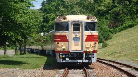 旧車輌］☆キハ82系100号機 特急型気動車 - 「観るだけ美術部