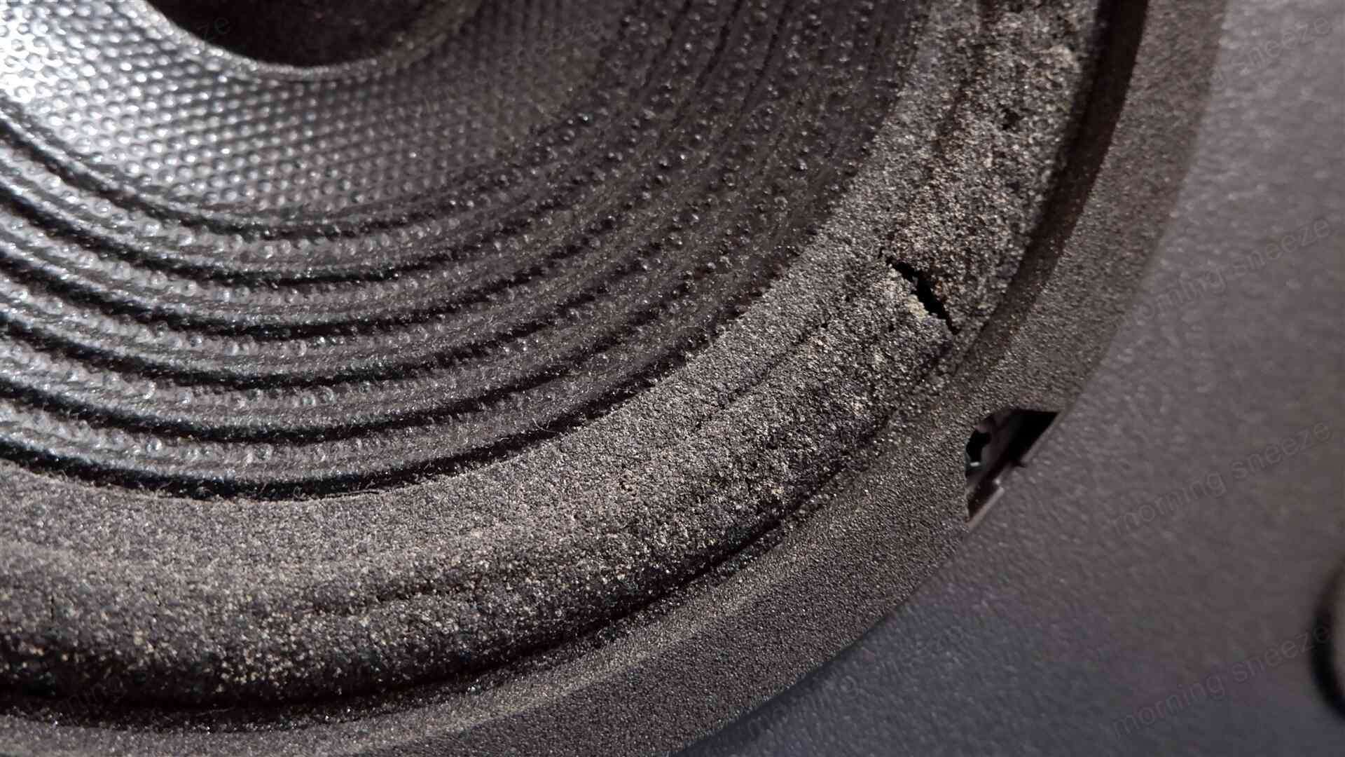 JBL J316 PRO をメンテナンスする - いつか消える文章
