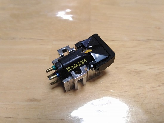 レコード針の話 SHURE (シュア) V-15 TYPEⅢ と 交換針 VN-35E