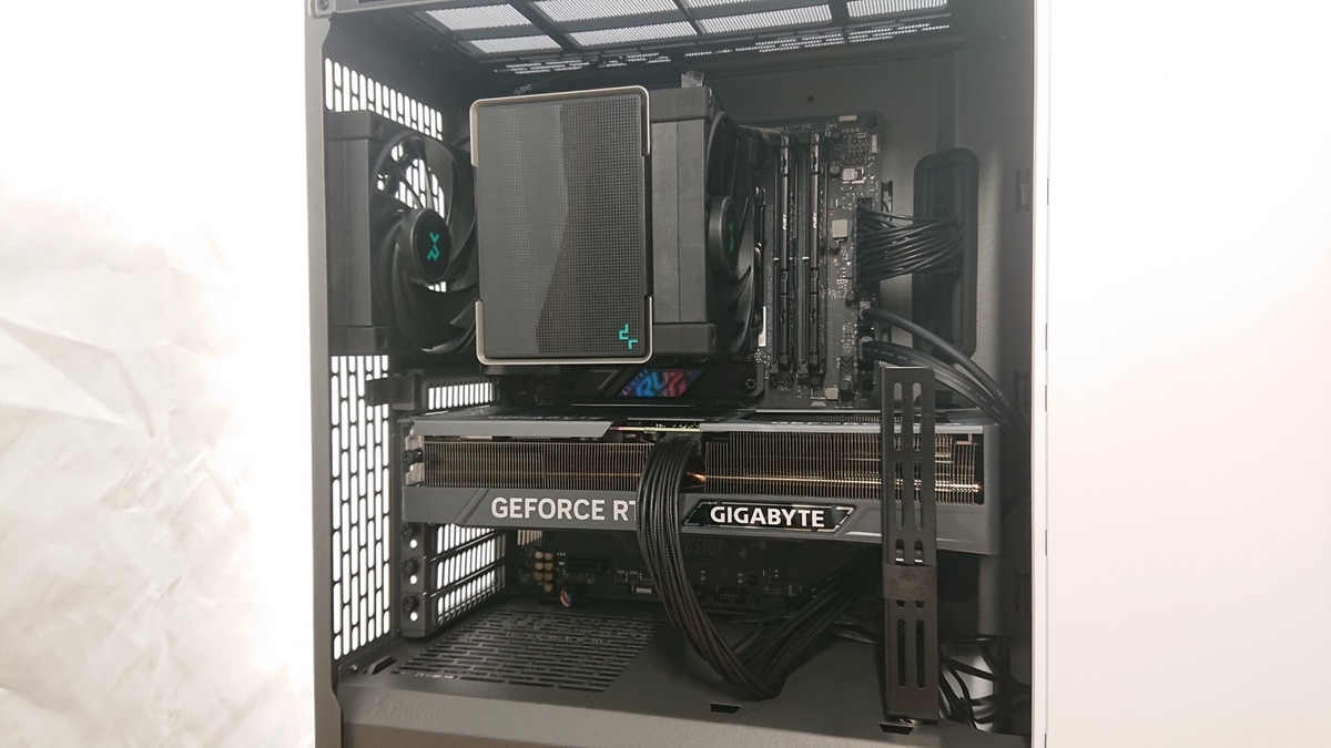 やっと自作PCが完成した件 - ヤマネコ目線