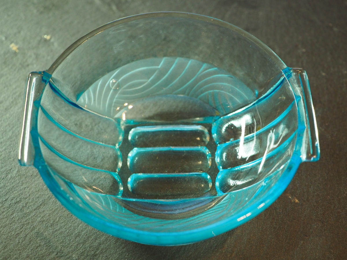 日本最古のカトラリー、燕物産の月桂樹のこと - 即興厨房