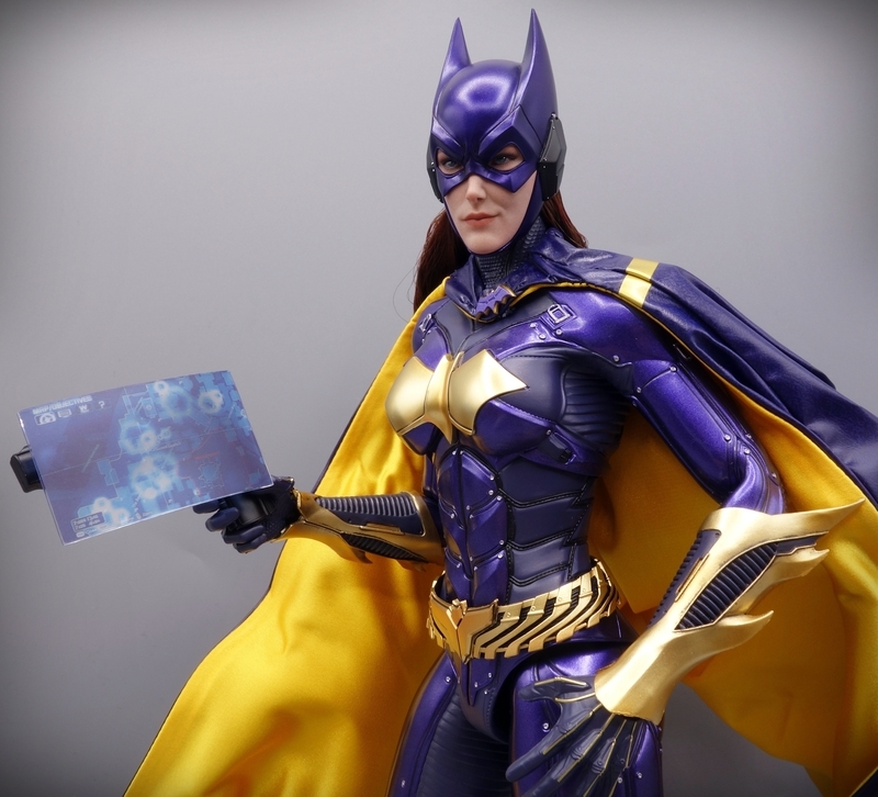 HOTTOYS 『バットマン：アーカム・ナイト』バットガール（パープル
