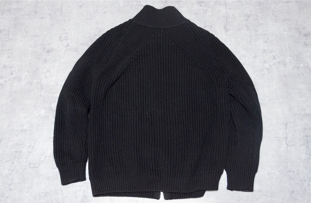 結局秋冬はこれが最強のニットかも？BATONERの名作Signature Drivers