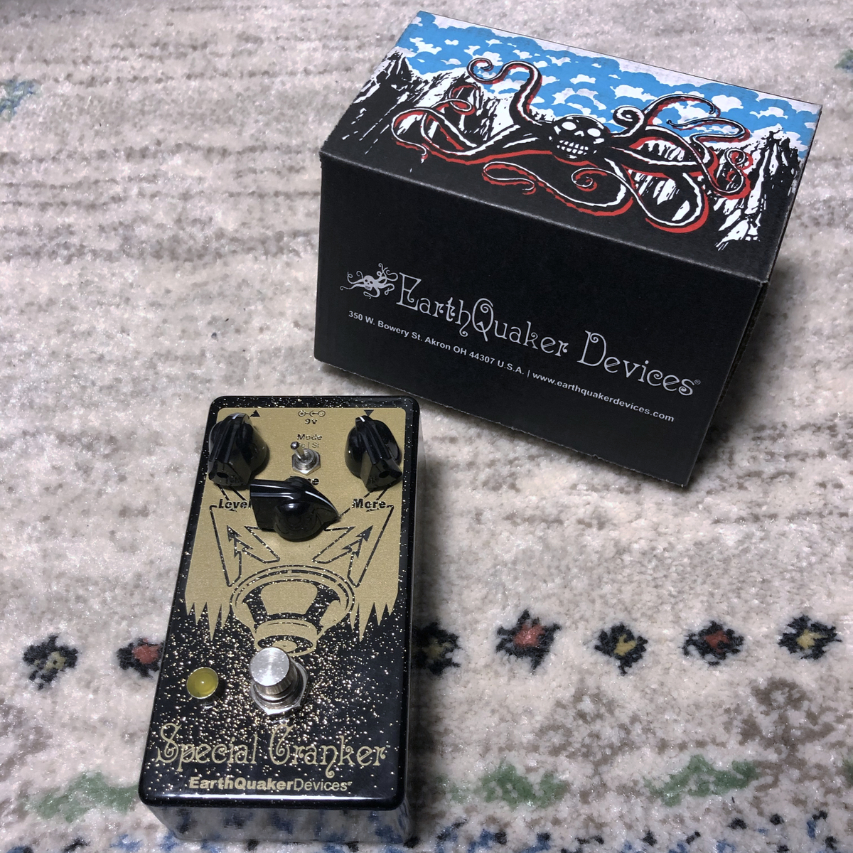 Earthquaker Devices / Special Cranker - エフェクターの話をしよう