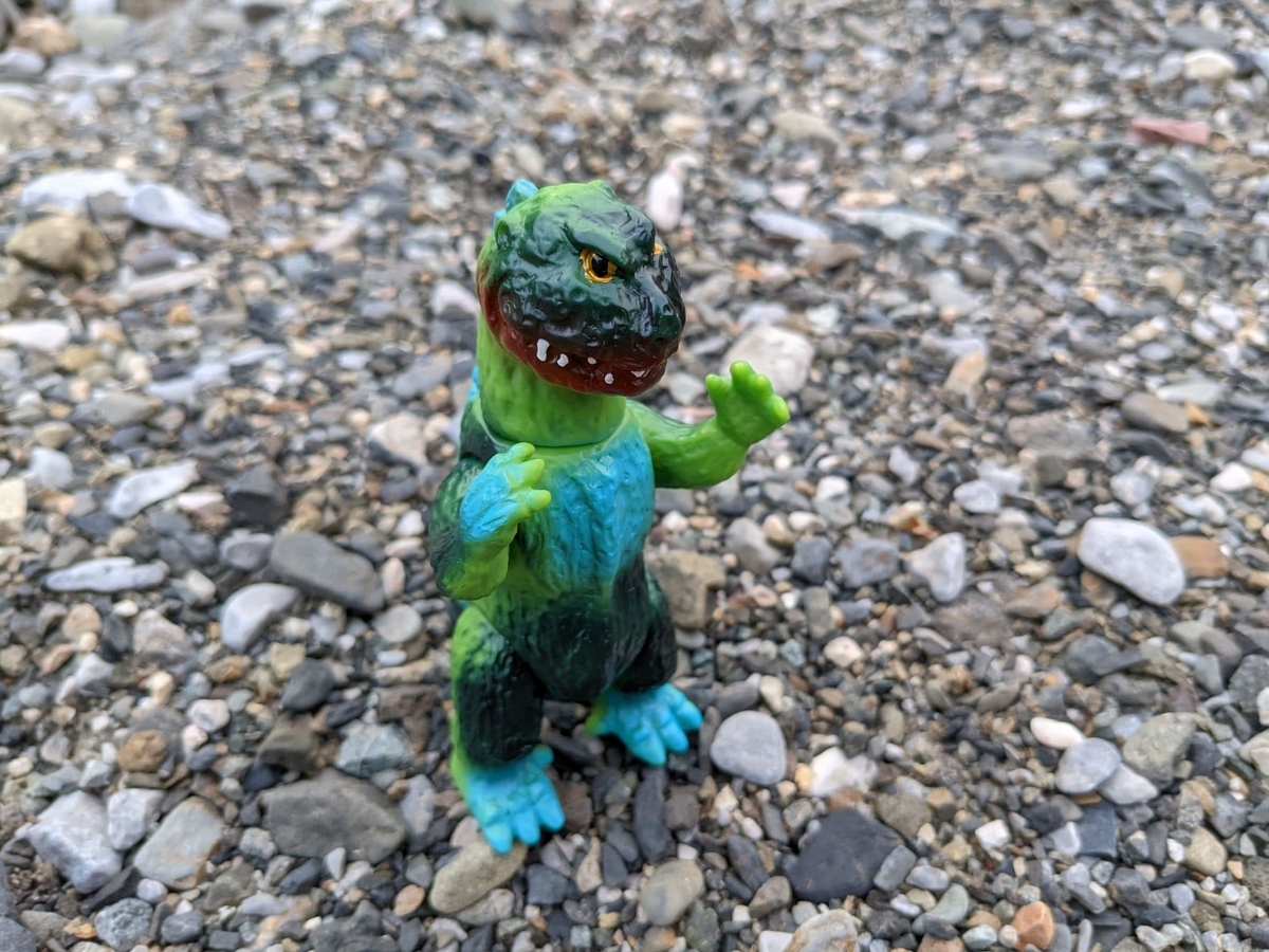 ぶたのはな / 雛形ゴジラ［黄緑］〈+Eng sub〉 - smogbom