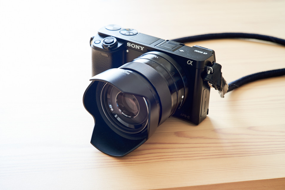 ソニーのAPS-C用単焦点レンズ、SEL35F18をα6000につけてレビューしてみ
