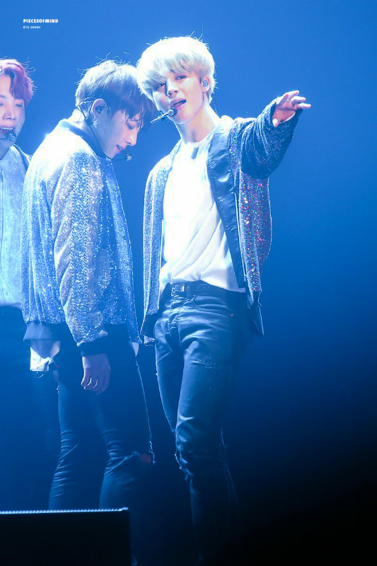 BTS WINGS TOUR in 京セラドーム 10/14,15レポ① - HOPE WORLD