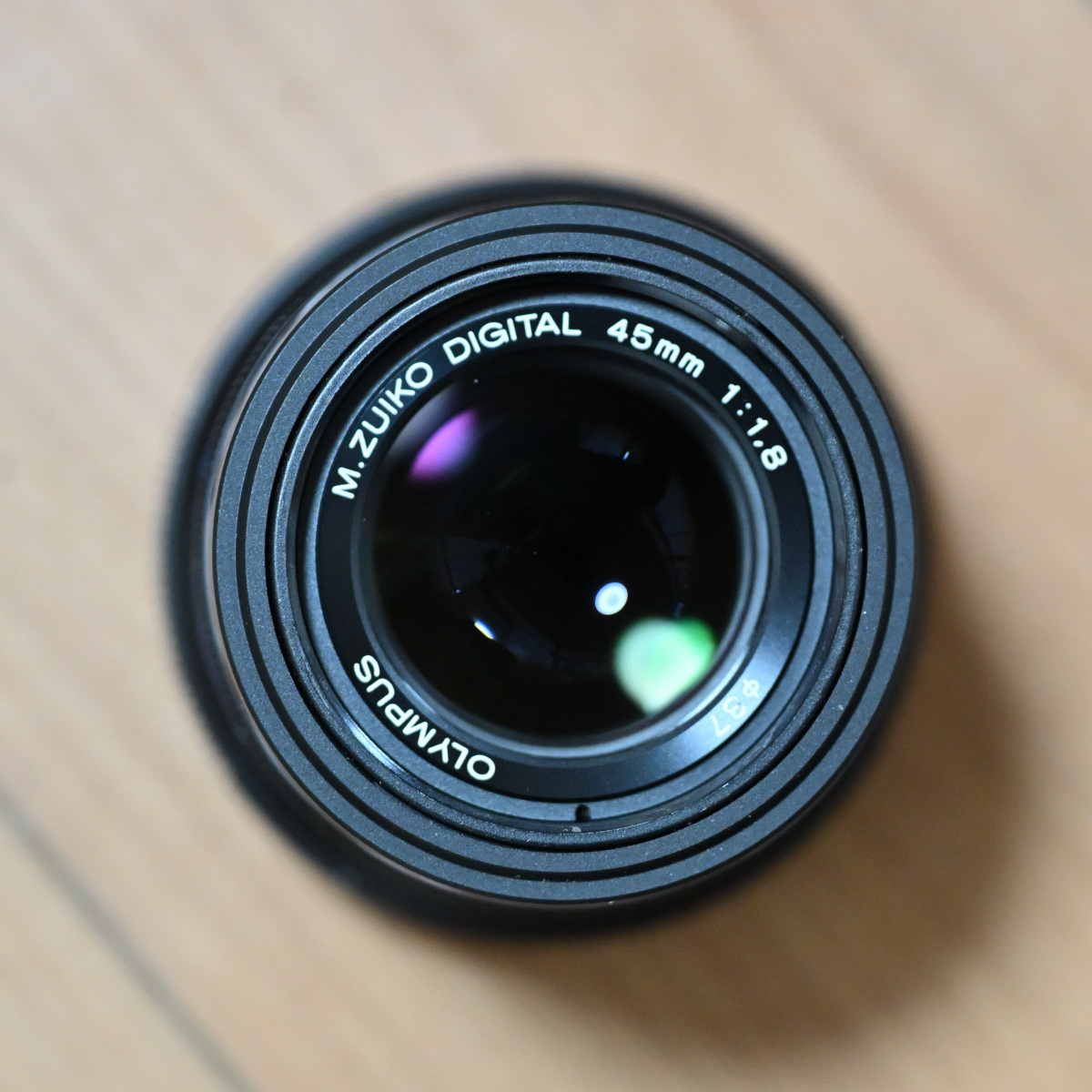 かんたんなようでむずかしく、むずかしいようでかんたんで。M.ZUIKO