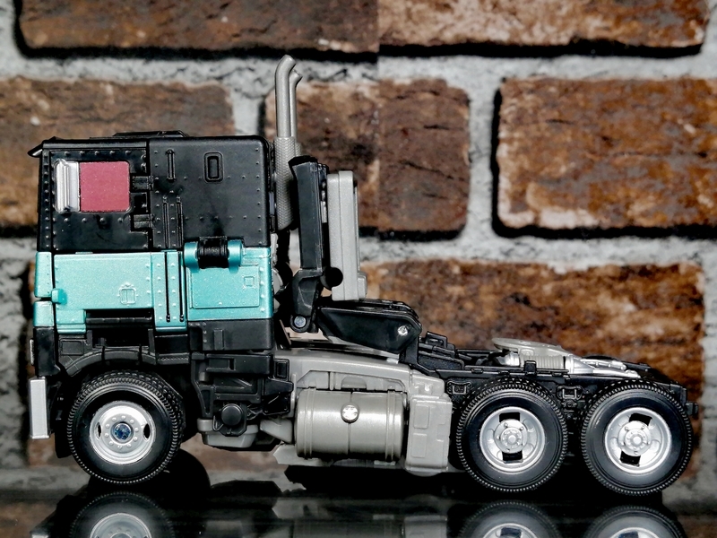 ブログ 51point】トランスフォーマー/ビースト覚醒 ローソン ( Loppi