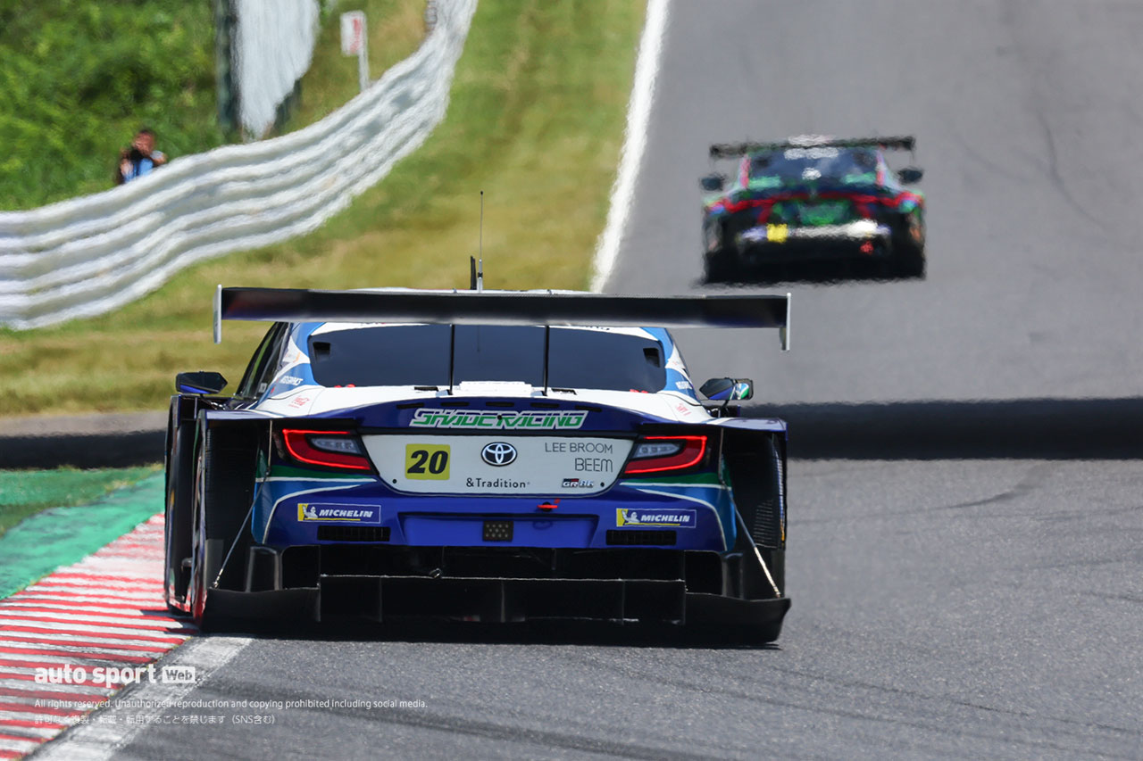 手応えあり」のSHADE RACINGと「全然わからない」Studie。雨予報の鈴鹿