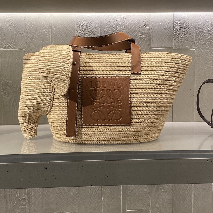 LOEWE☆エレファントバスケットバッグミディアム ナチュラル (LOEWE