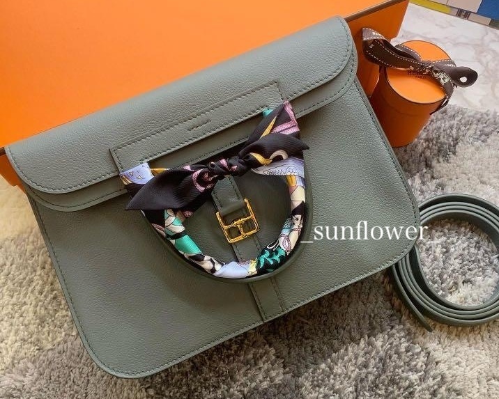 エルメス アルザン Halzan25 ヴェールアマンド/G金具 (HERMES