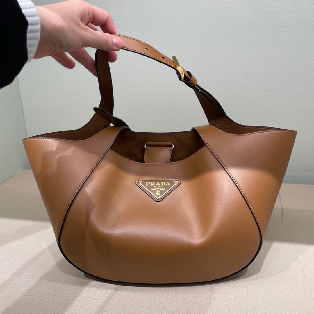 ☆PRADA/プラダ☆ レザー トートバッグ 1BG483 (PRADA/トートバッグ