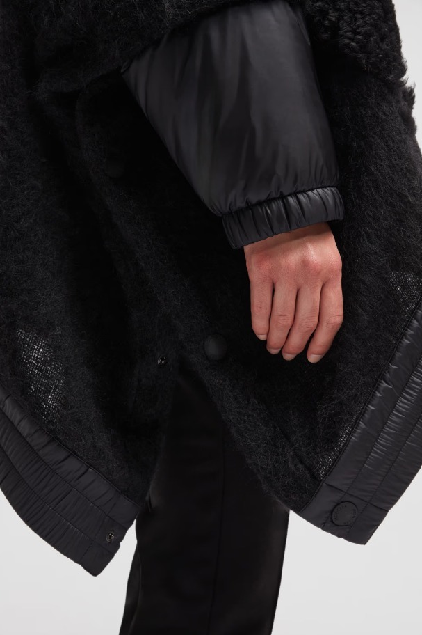 MONCLER GRENOBLE 2024/25秋冬新作 異素材MIXダウン入りポンチョ