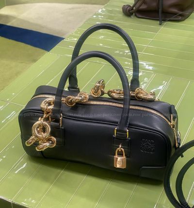 ネイビー（紺）系 LOEWE AMAZONA(ロエベ アマソナ) ハンドバッグ