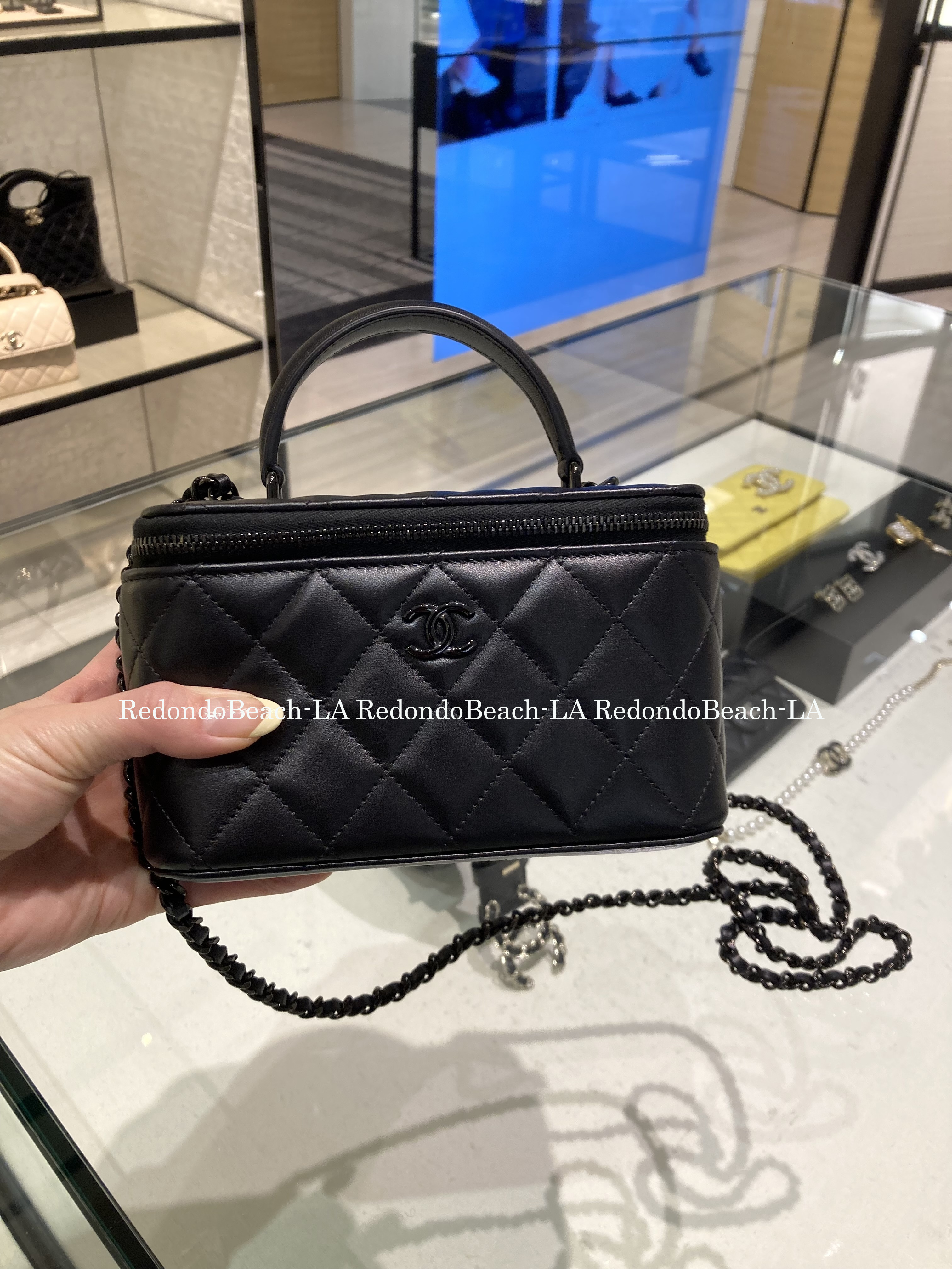 絶対欲しい激レア】☆CHANEL☆バニティケース☆ソーブラック (CHANEL