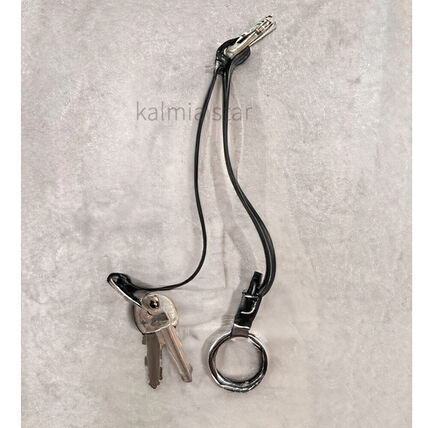 AirTag ブラック（黒）系 BALENCIAGA(バレンシアガ) - ブランド通販のBUYMA