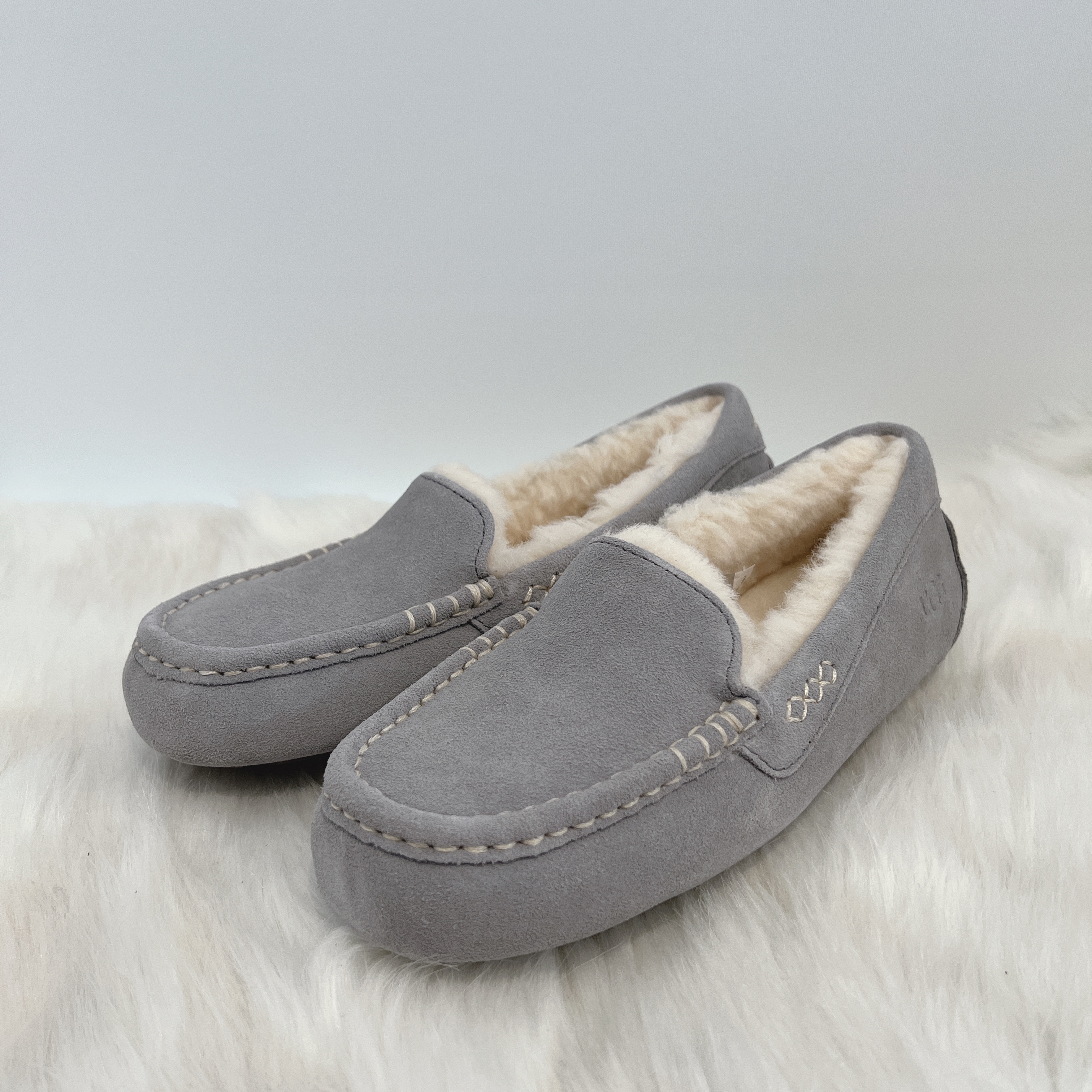 大人気モカシン♡UGG ANSLEY♡アグ アンスレー (UGG/ローファー