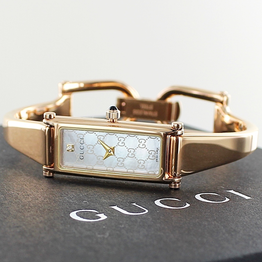 グッチ 腕時計 レディース バングル 時計 1500 女性 プレゼント (GUCCI