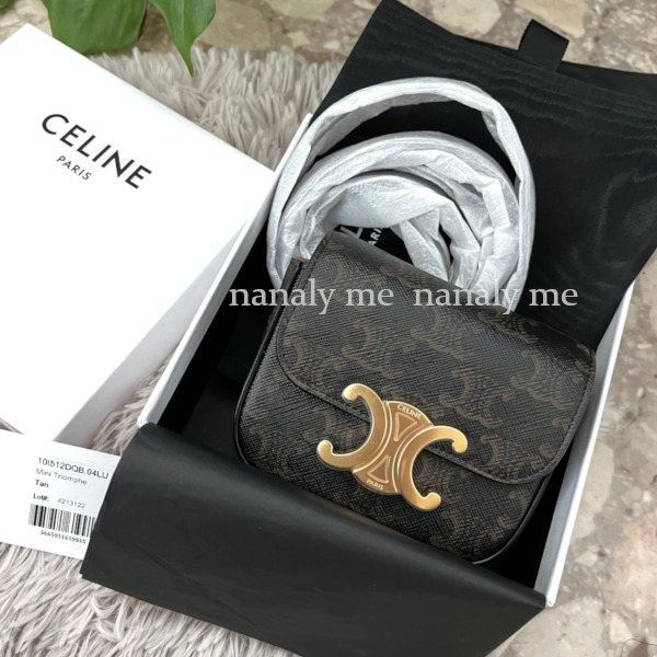 再入荷♡在庫僅か ミニ トリオンフ ショルダーバッグ (CELINE
