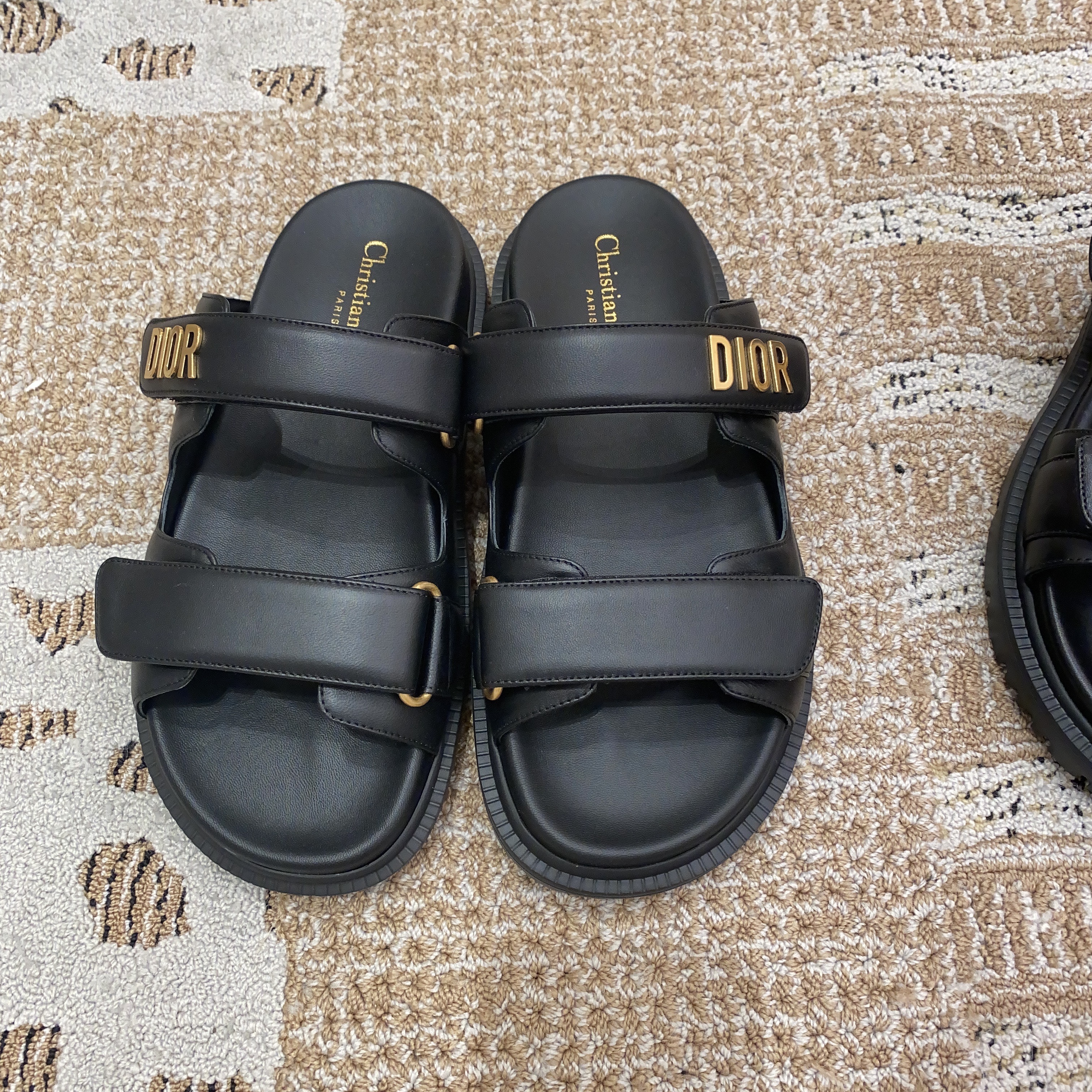 すぐ届く】 DIOR ディオール DIORACT スライドサンダル (Dior/サンダル
