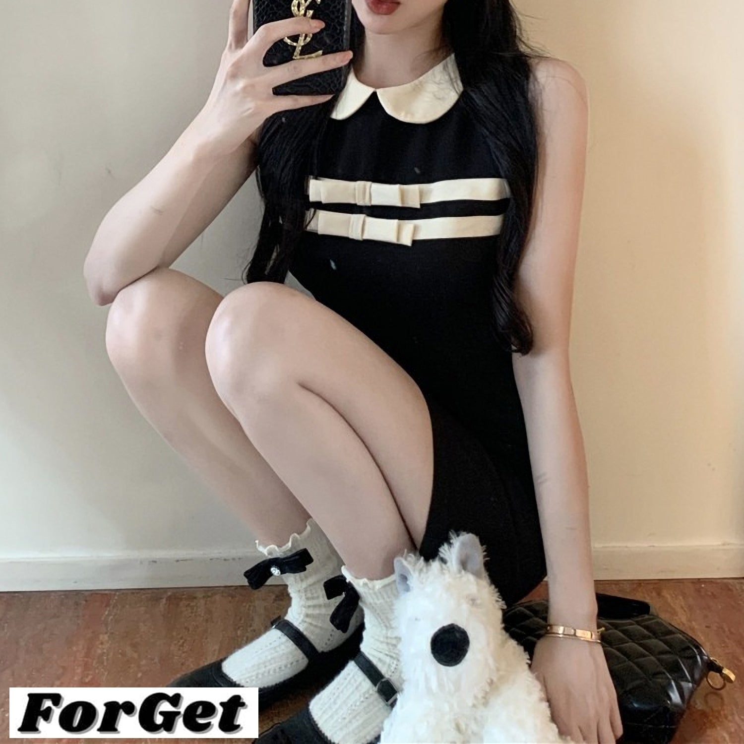 韓国 タイト ミニワンピース ノースリーブ 襟付き リボン 黒