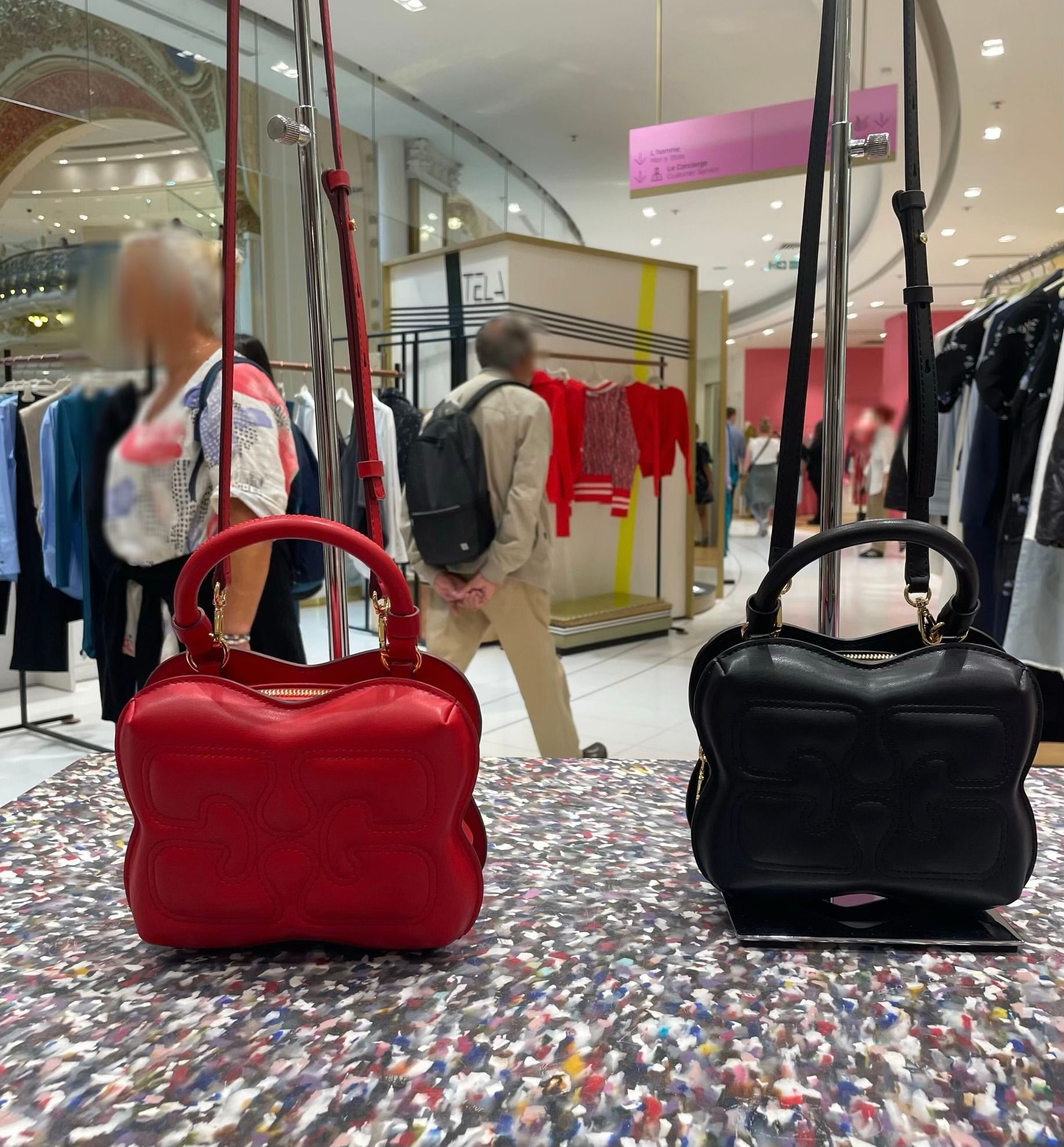 2023秋冬 GANNI(ガニー)の新作バッグ「BUTTERFLY(バタフライ)」をご