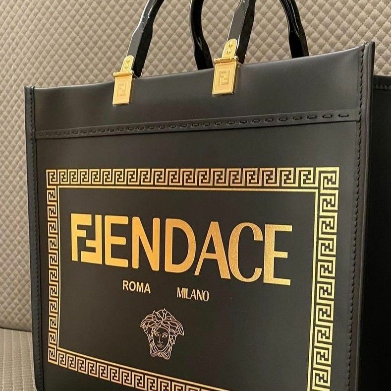 FENDI×VERSACE】『FENDACE(フェンダーチェ)』コラボコレクションがまだ