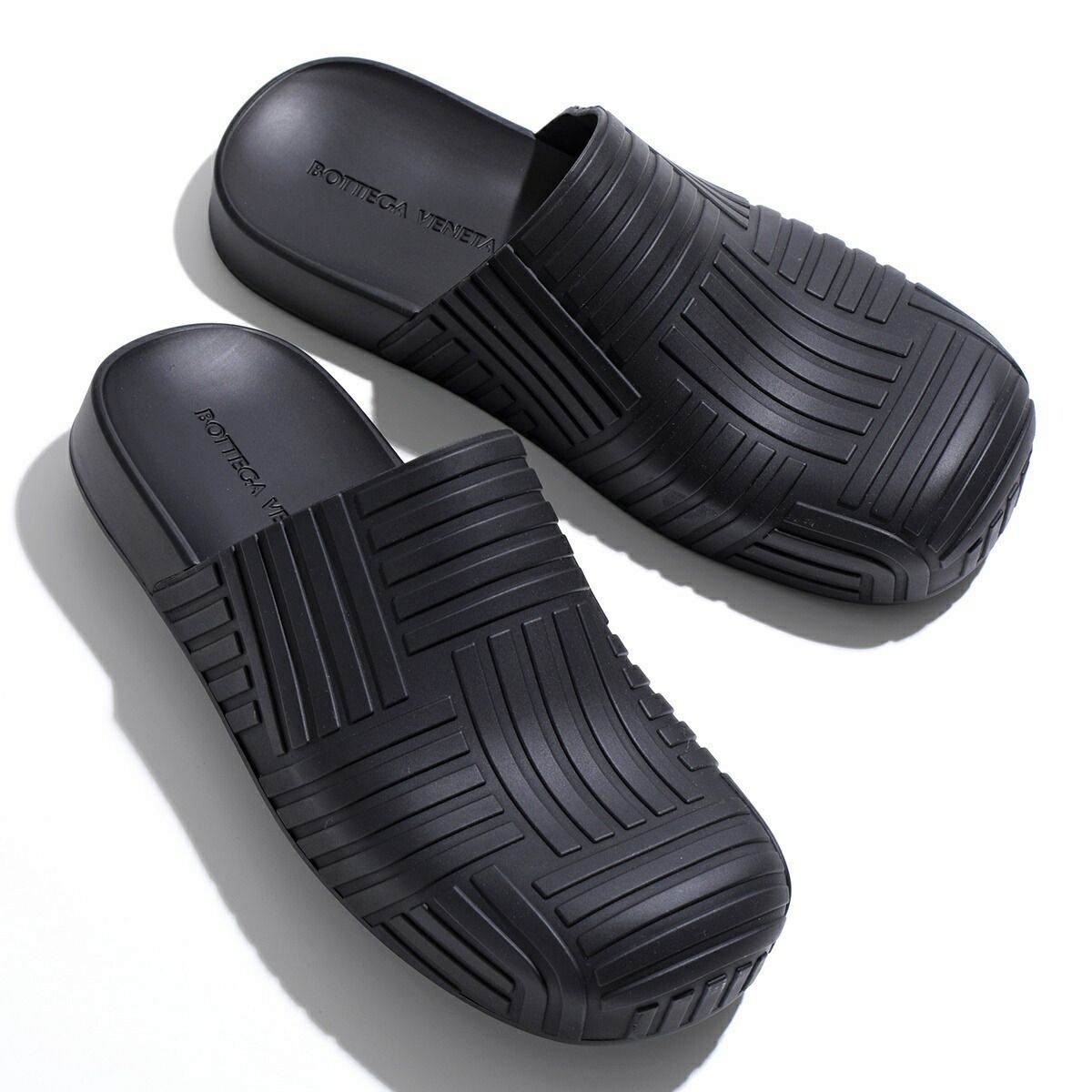 BOTTEGA VENETA(ボッテガヴェネタ)のメンズサンダルで人気の4モデル