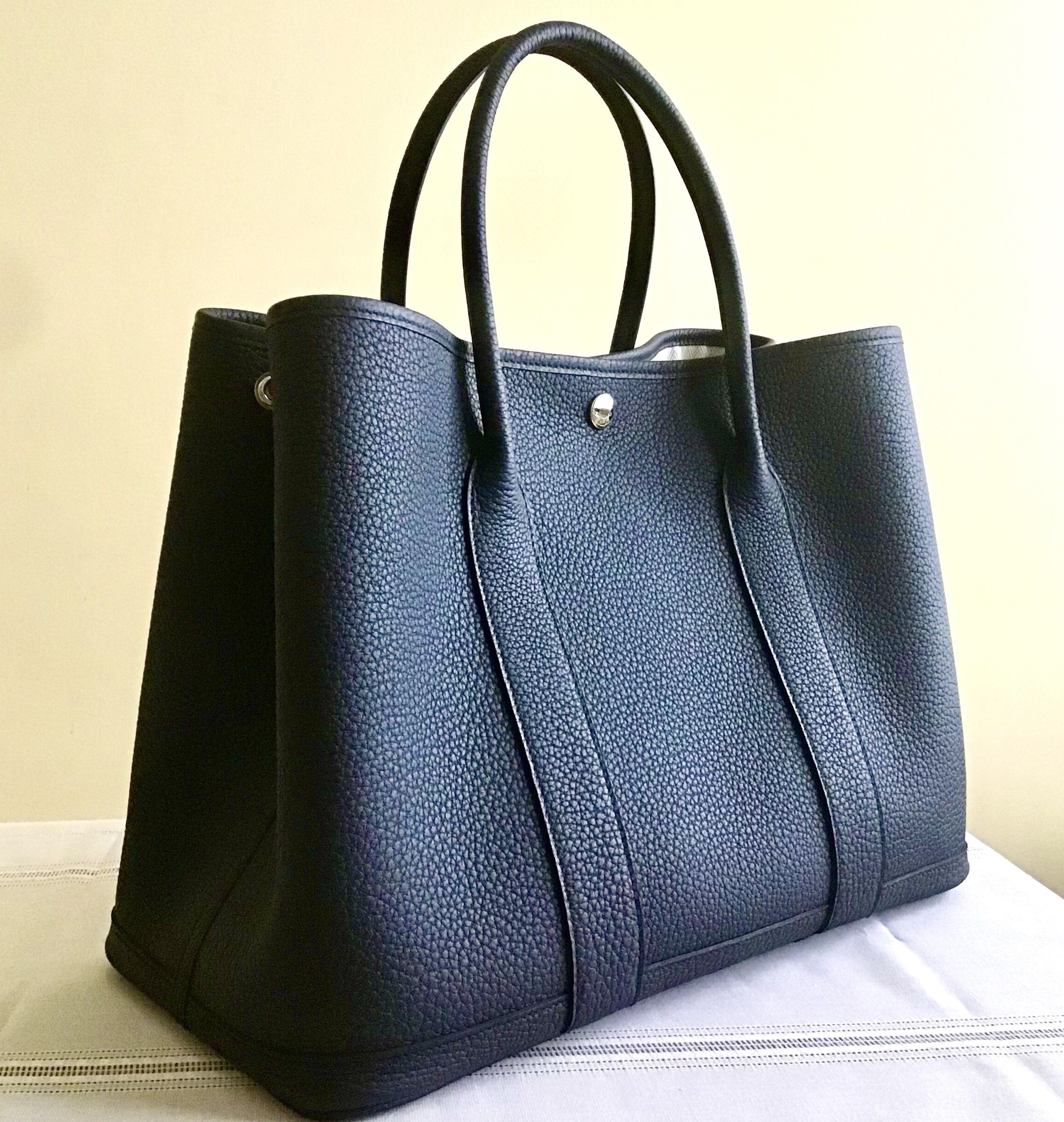 不動の人気】HERMES(エルメス)の名作トートバッグ｢Garden Party