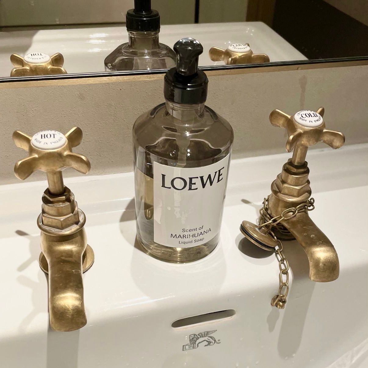 日本未入荷】LOEWE(ロエベ)からハンドソープが登場♡【BUYMA】