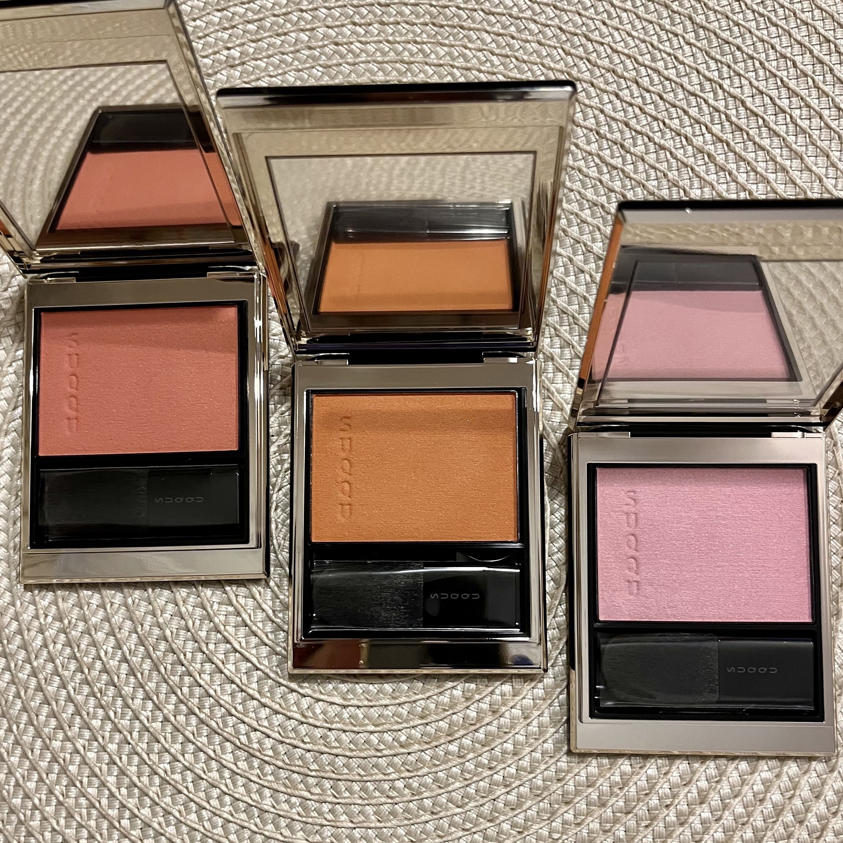 SUQQU(スック)メルティングパウダーブラッシュ 限定色【103 撫子染