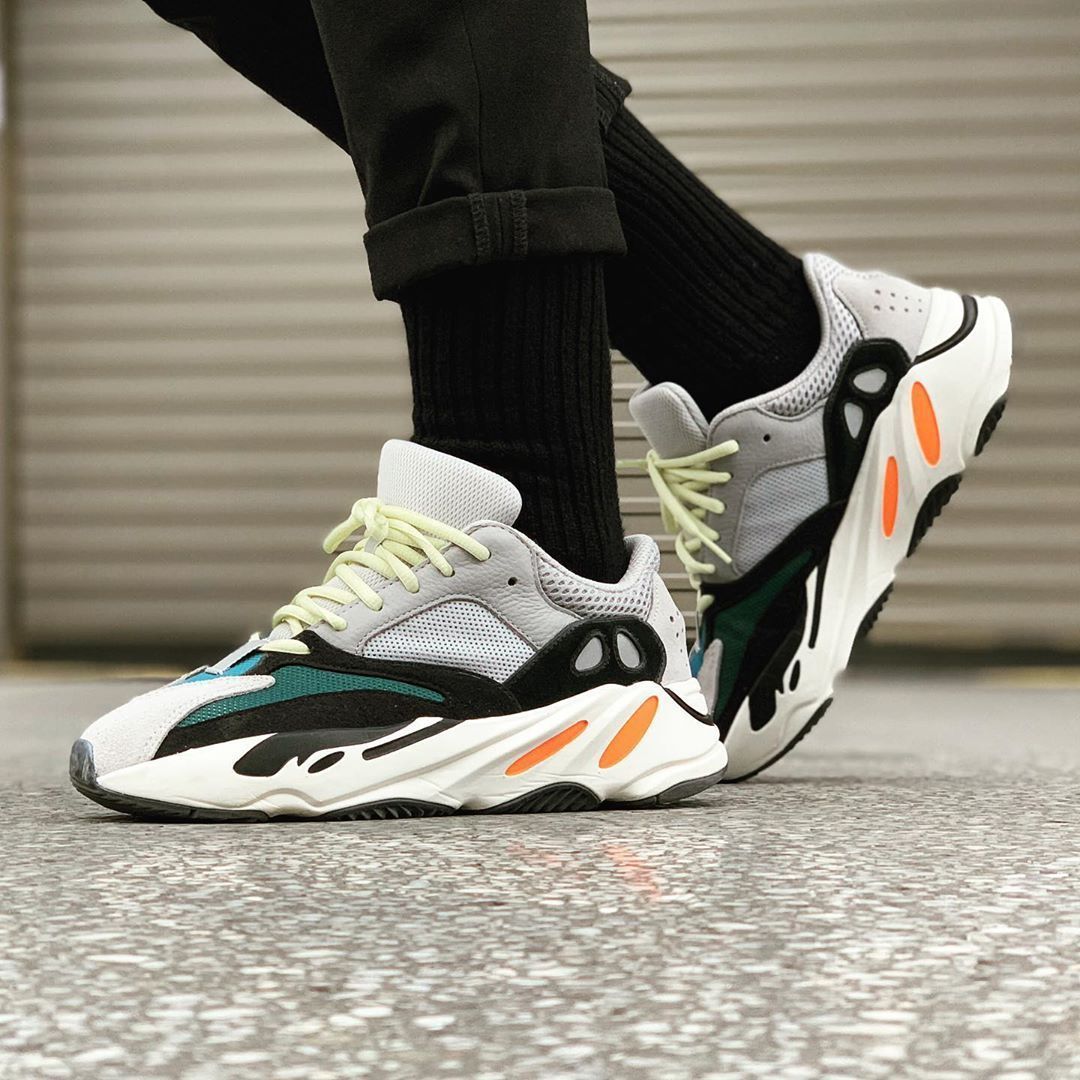 adidas Yeezy Boost 700 Wave Runner イージーブースト700 (adidas