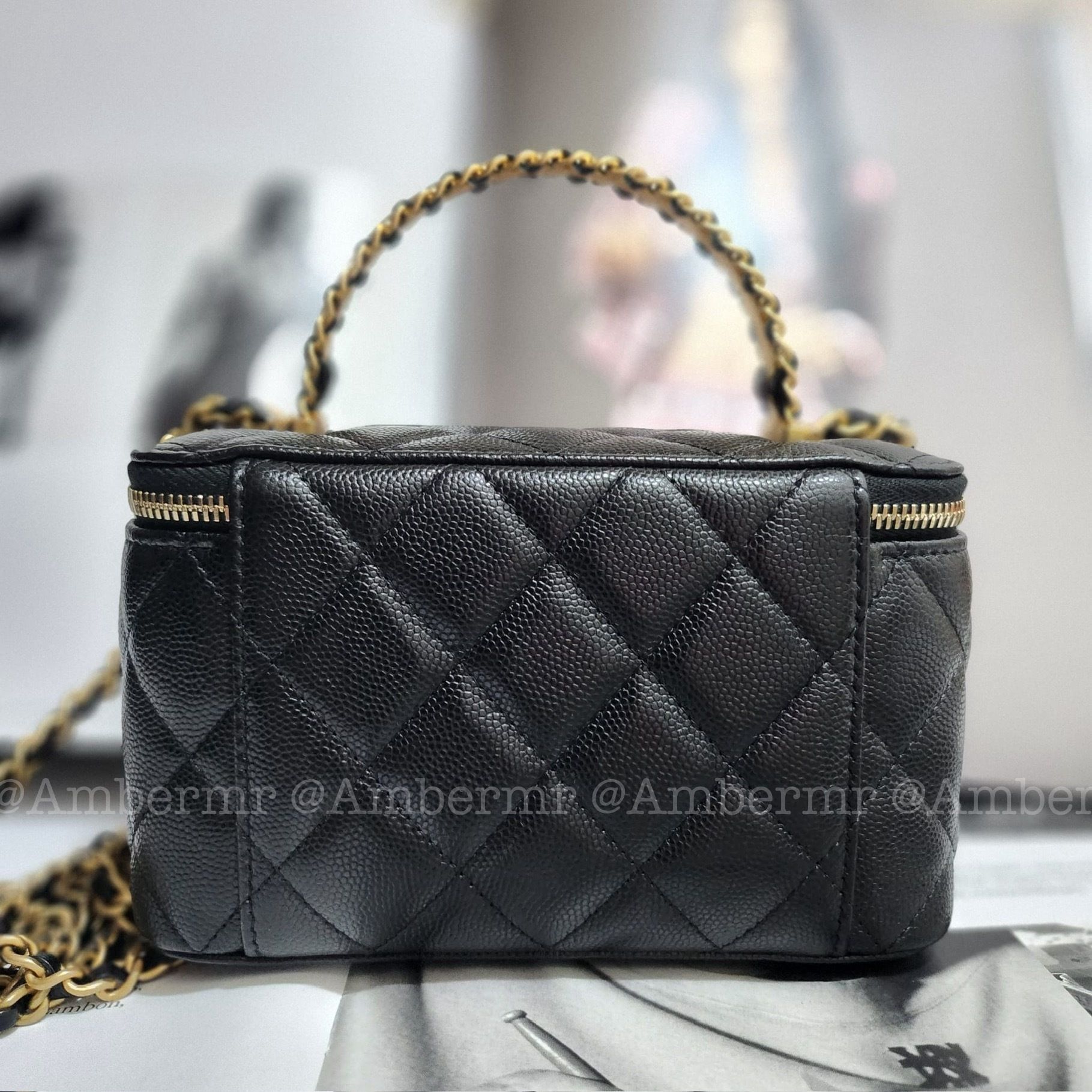 24A CHANEL CC チェーンクラッチ バニティケース (CHANEL/ショルダー