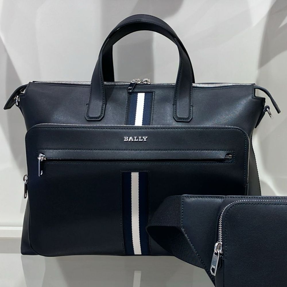 都会的 バリー ビジネスバッグ HAIES.O 革 Ballyストライプ ロゴ